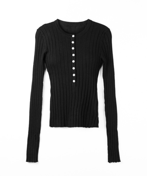 me+em select(ミームセレクト)の「【 2color 】スリムフィットヘンリーネックリブトップス / slim fit henley neck ribbed tops(その他トップス・レディース・ブラック/グレー・FREE)」の7枚目の写真