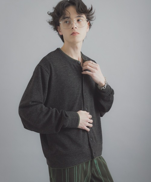 SENSE OF PLACE by URBAN RESEARCH（センスオブプレイスバイアーバンリサーチ）の「フェイクレイヤードクルーネックカーディガン（カーディガン/ボレロ・メンズ・チャコールグレー/グレー/ブラウン・MEDIUM/LARGE）」の19枚目の写真