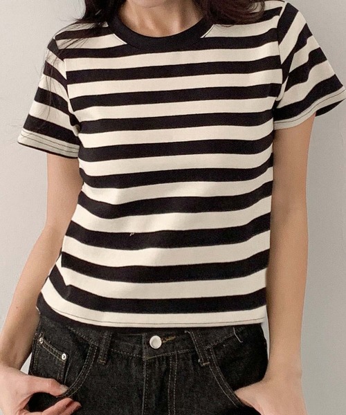 LOWO（ロワ）の「ボーダークルーネック半袖Tシャツ（Tシャツ/カットソー・レディース・グレー/ベージュ・FREE）」の6枚目の写真