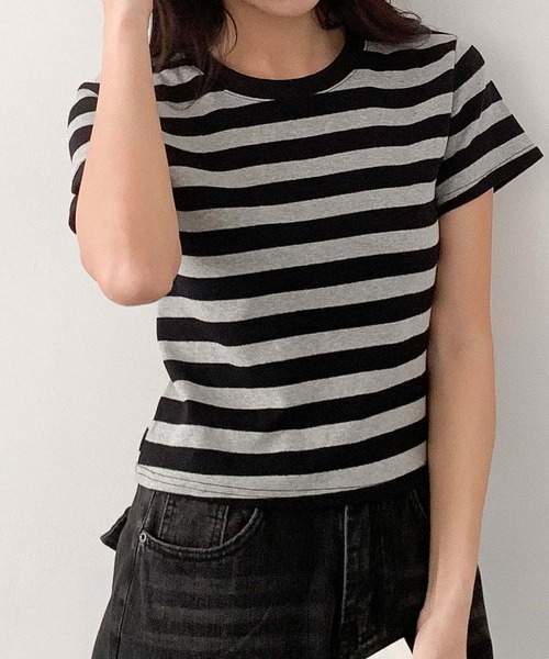 LOWO（ロワ）の「ボーダークルーネック半袖Tシャツ（Tシャツ/カットソー・レディース・グレー/ベージュ・FREE）」の11枚目の写真