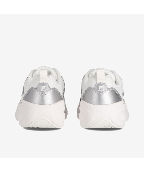 FILA(フィラ)の「FLOAT MAX 2.0 LT(スニーカー・レディース・ホワイト・29.0cm/28.0cm/27.5cm/27.0cm/26.5cm/26.0cm/25.5cm/25.0cm/24.5cm/24.0cm/23.5cm/23.0cm)」の3枚目の写真