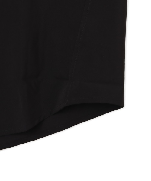 PUMA(プーマ)の「PUMA OVERSIZED LS SHIRT / プーマ ユニセックス オーバーサイズド ロングスリーブ シャツ(シャツ/ブラウス・メンズ・グリーン/ベージュ/ブラック・XL/L/M/S)」の7枚目の写真