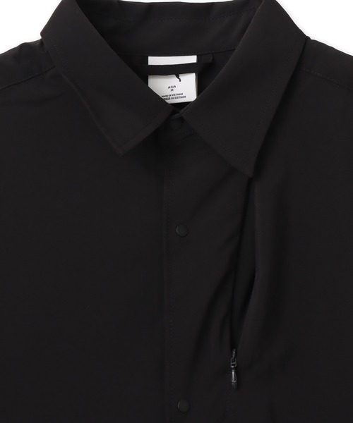 PUMA(プーマ)の「PUMA OVERSIZED LS SHIRT / プーマ ユニセックス オーバーサイズド ロングスリーブ シャツ(シャツ/ブラウス・メンズ・グリーン/ベージュ/ブラック・XL/L/M/S)」の5枚目の写真