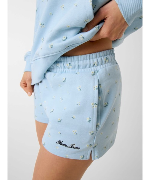GUESS JEANS(ゲスジーンズ)の「GUESS JEANS Printed Short ショートパンツ スウェットパンツ(その他パンツ・レディース・ホワイト系その他/ライトブルー・MEDIUM/SMALL/X-SMALL)」の4枚目の写真