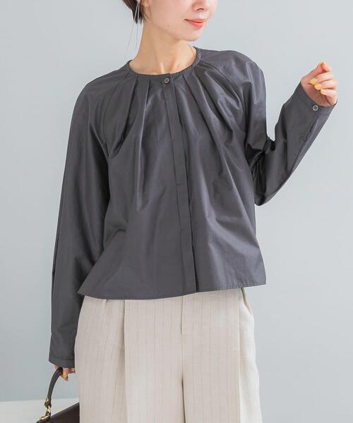 URBAN RESEARCH ROSSO WOMEN(アーバンリサーチ ロッソ)の「タックボリュームショートシャツブラウス(シャツ/ブラウス・レディース・ホワイト/チャコールグレー/イエロー系その他・FREE)」の20枚目の写真