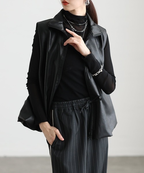 Sawa a la mode(サワアラモード)の「フェイクレザーバルーンベスト(その他アウター・レディース・ベージュ/ブラック/ブラウン・FREE)」の1枚目の写真