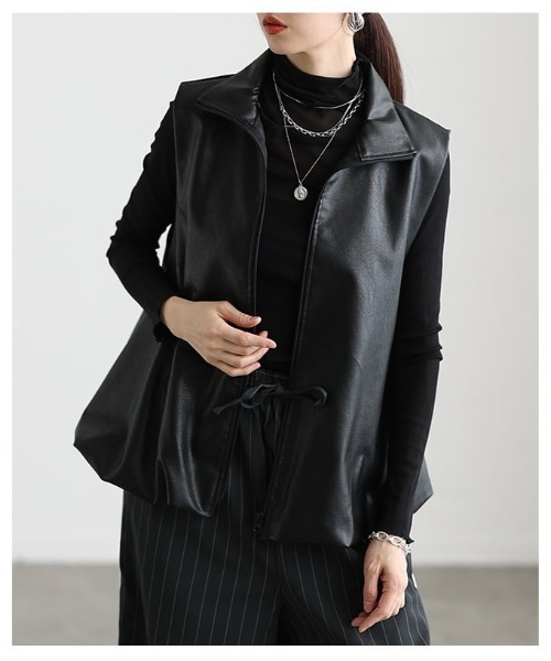 Sawa a la mode(サワアラモード)の「フェイクレザーバルーンベスト(その他アウター・レディース・ベージュ/ブラック/ブラウン・FREE)」の12枚目の写真