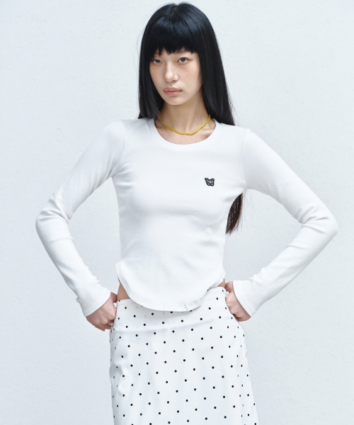 NICK&NICOLE(ニックアンドニコール)の「BUTTERFLY LONG SLEEVE TOP_IVORY(Tシャツ/カットソー・レディース・その他・FREE)」の2枚目の写真