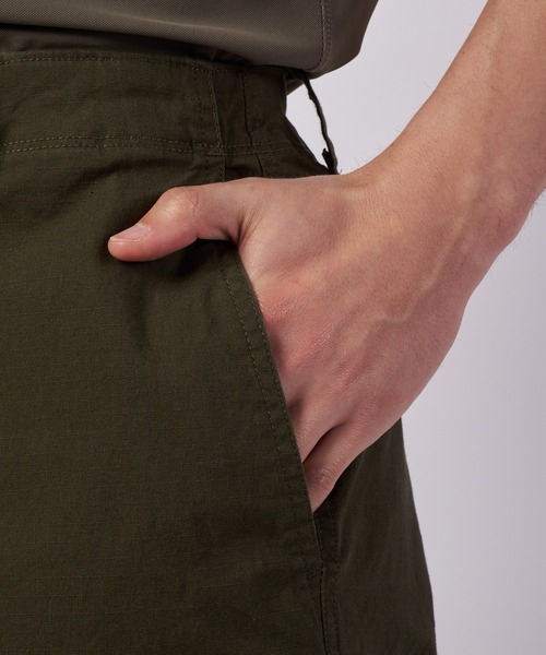 Eddie Bauer（エディーバウアー）の「ティンバーエッジ リップストップ クロップドパンツ（その他パンツ・メンズ・グレイッシュベージュ/ダークカーキ/ブラック・M/L/XL/XXL/S）」の11枚目の写真