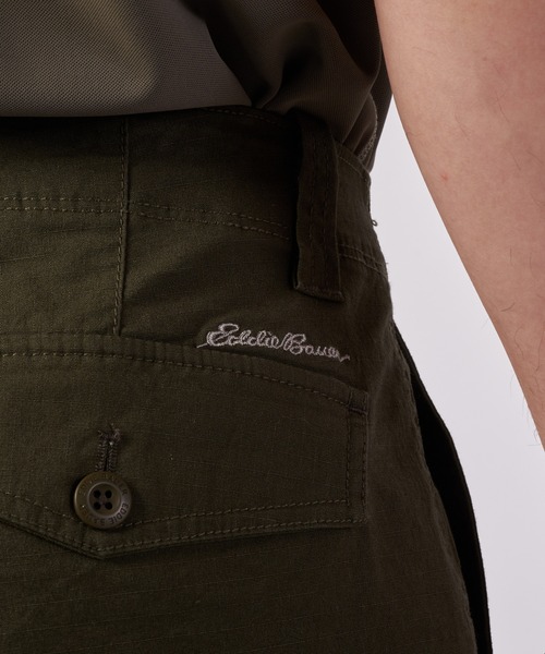 Eddie Bauer（エディーバウアー）の「ティンバーエッジ リップストップ クロップドパンツ（その他パンツ・メンズ・グレイッシュベージュ/ダークカーキ/ブラック・M/L/XL/XXL/S）」の13枚目の写真
