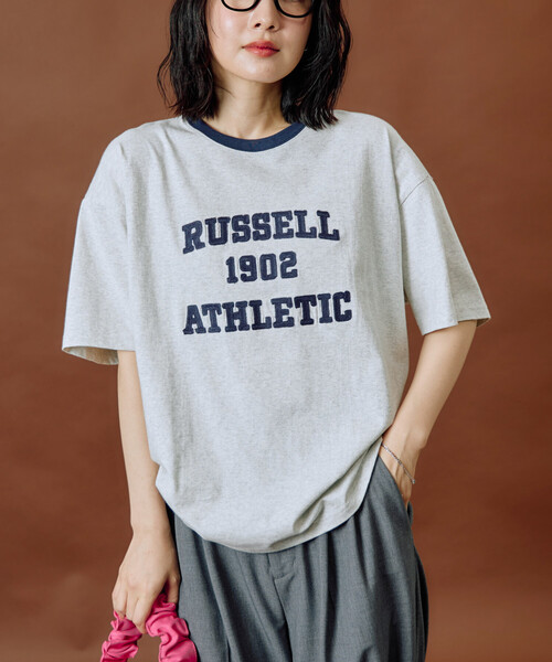 FREAK'S STORE(フリークスストア)の「限定展開 RUSSELL ATHLETIC × FREAK'S STORE/ラッセルアスレチック 別注 チェーン ステッチ リンガー 半袖 Tシャツ(Tシャツ/カットソー・レディース・オフホワイト/サックスブルー/ブラック/ライトグレー/ネイビー・フリ-)」の8枚目の写真