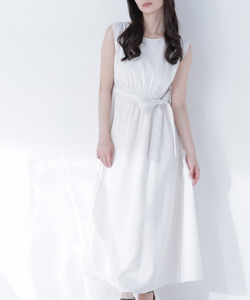 NATURAL BEAUTY BASIC(ナチュラルビューティーベーシック)の「ベルテッドステッチワンピース(ワンピース・レディース・ホワイト系その他/グリーン系その他/ネイビー系・P/S/MEDIUM/SMALL)」の2枚目の写真
