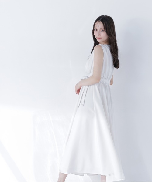 NATURAL BEAUTY BASIC(ナチュラルビューティーベーシック)の「ベルテッドステッチワンピース(ワンピース・レディース・ホワイト系その他/グリーン系その他/ネイビー系・P/S/MEDIUM/SMALL)」の7枚目の写真