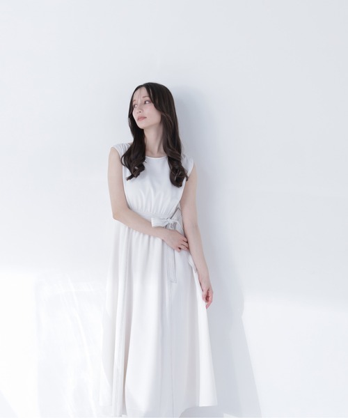 NATURAL BEAUTY BASIC(ナチュラルビューティーベーシック)の「ベルテッドステッチワンピース(ワンピース・レディース・ホワイト系その他/グリーン系その他/ネイビー系・P/S/MEDIUM/SMALL)」の9枚目の写真