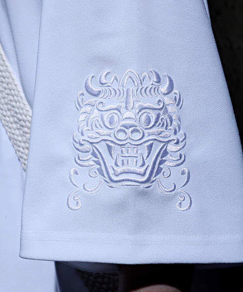 KIRTIMUKHA(キールティムカ)の「刺繍アイボリーロープ斜めVネック半袖Tシャツホワイト(Tシャツ/カットソー・メンズ・その他・FREE)」の11枚目の写真