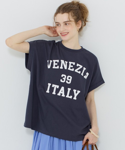 coca(coca)(コカ)の「ロールアップロゴプリントビッグTシャツ(Tシャツ/カットソー・レディース・グレー/ネイビー・L/M/S)」の2枚目の写真