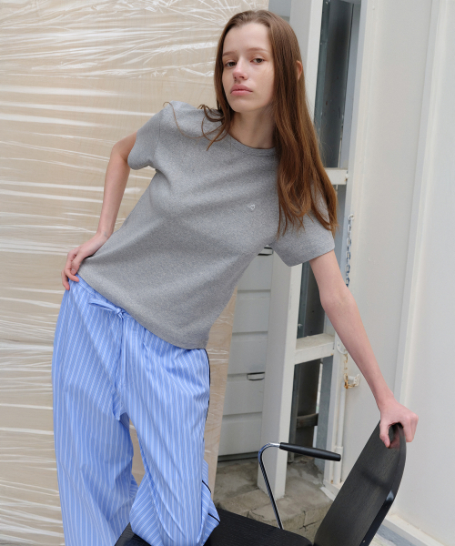 LEVAR(レバー)の「All-day Cotton Rib T-shirt - Melange Grey(Tシャツ/カットソー・レディース・その他・SMALL/MEDIUM)」の3枚目の写真