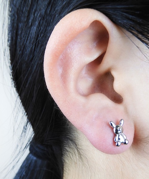 gargle(ガーグル)の「gargle ガーグル:STAINLESS ステンレスシリーズ ミニうさぎ ラビット ピアス(ピアス(両耳用)・レディース・ゴールド・FREE)」の4枚目の写真