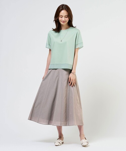 J.PRESS(ジェイプレス)の「【シーンレスに活躍】コットンスムース シアーデザイン カットソー(Tシャツ/カットソー・レディース・ネイビー系/サックスブルー系/ライトグレー系/ホワイト系/ブラウン系/ライトグリーン系・MEDIUM/LARGE)」の18枚目の写真
