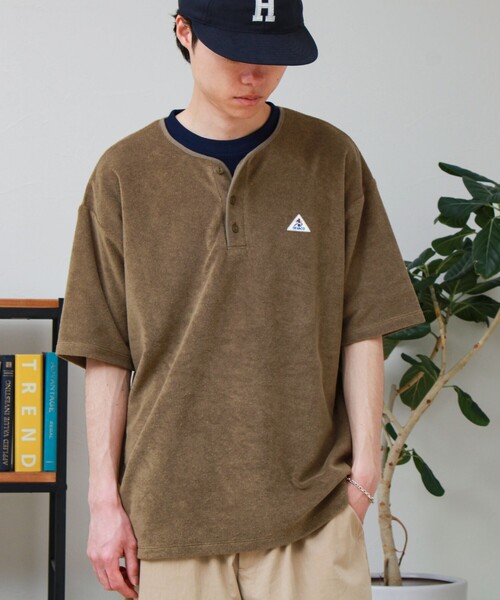 GEVACO(ゲバコ)の「【GEVACO/ゲバコ】パイルヘンリーネックTシャツ(Tシャツ/カットソー・メンズ・チャコールグレー/ネイビー/オリーブ・M/L)」の1枚目の写真