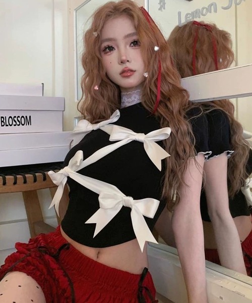 meJane(ミージェーン)の「立体リボンディテール メロースリーブTシャツ(Tシャツ/カットソー・レディース・ブラック・FREE)」の3枚目の写真