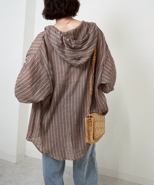 gossara(ゴサラ)の「【羽織るだけで決まる】シアーワッシャーストライプシャツ(シャツ/ブラウス・レディース・ブラウン/アイボリー・FREE)」の8枚目の写真