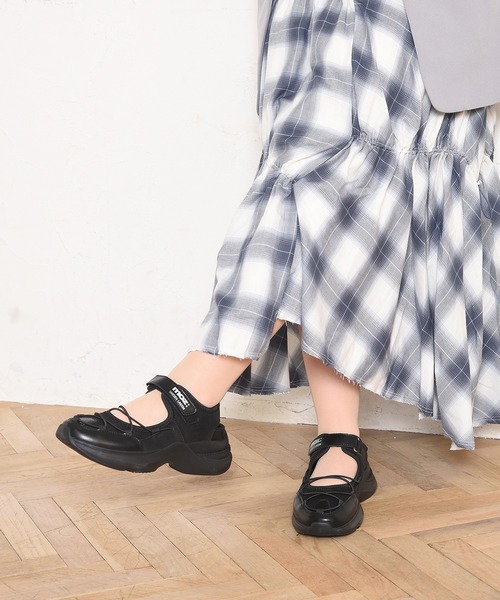 moz(モズ)の「【MOZ LAGOM】モズ 厚底スニーカーサンダル 5cmソール 軽量メッシュ スポサン(歩きやすい/ベルクロ/屈曲性)(サンダル・レディース・その他12/ブラック/オレンジ系その他・S/M/L/LL)」の1枚目の写真