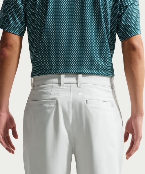 NIKE(ナイキ)の「ナイキ テーラード パフォーマンス メンズ ナイキ Dri-FIT ゴルフショートパンツ / Nike Tailored Performance Men's Nike Dri-FIT Golf Shorts IB0666-025 Photon Dust(その他パンツ・メンズ・グレー系その他・34/32/29/36/40/39/38/37)」の2枚目の写真