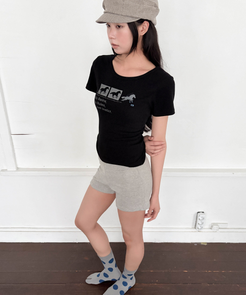 CHICKS(チックス)の「ニョンイXチックス ノ レインズ ドット ホース スリム 半袖Tシャツ ブラック(Tシャツ/カットソー・レディース・ブラック・ONE SIZE)」の8枚目の写真