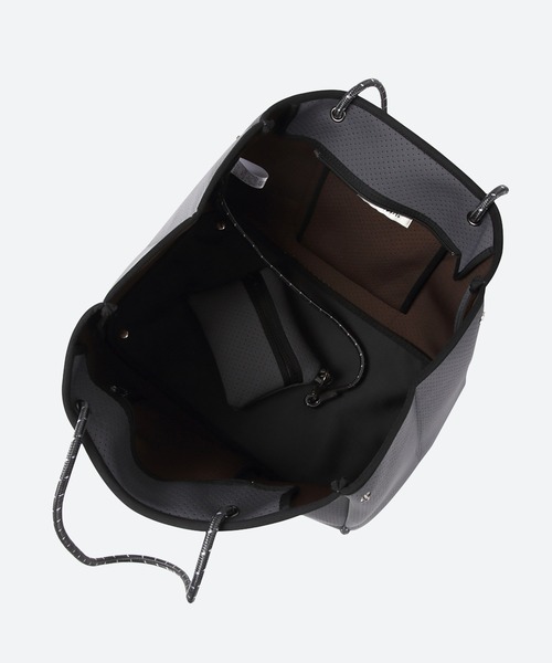 q bag paris(キューバッグパリ)の「zip L ジップ エル ネオプレーン トートバッグ(トートバッグ・レディース・グレー/ダークグレー/ライトグレー/ブラック系その他/ブラック/サンドベージュ・FREE)」の18枚目の写真