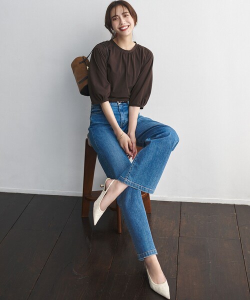 23区 L(ニジュウサンクオオキイサイズ)の「クリアトリコットジャージー 2WAY ブラウス(シャツ/ブラウス・レディース・ブラック系/ダークグリーン系/ベージュ系/ダークブラウン系・46/44)」の8枚目の写真