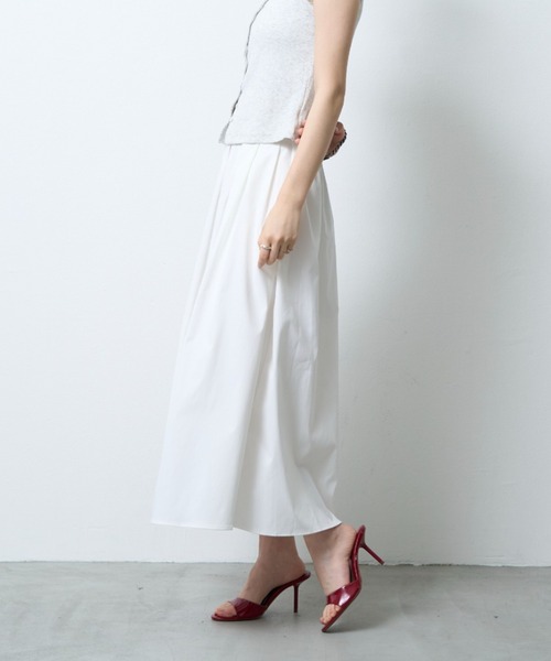 NUJOH（ヌゾ）の「Cotton Pintuck Long Skirt / コットンピンタックロングスカート（スカート・レディース・ライトベージュ/ホワイト/ブラック・FREE）」の6枚目の写真