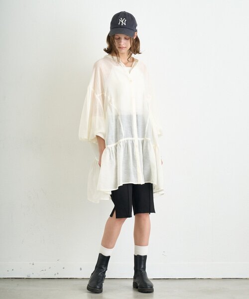 CIAOPANIC TYPY（チャオパニックティピー）の「ZOZO限定裾フリル2WAYシアーチュニックシャツ（シャツ/ブラウス・レディース・サックスブルー/ブラック/オフホワイト/ブラウン・ONE SIZE）」の8枚目の写真