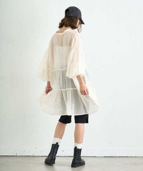 CIAOPANIC TYPY（チャオパニックティピー）の「ZOZO限定裾フリル2WAYシアーチュニックシャツ（シャツ/ブラウス・レディース・サックスブルー/ブラック/オフホワイト/ブラウン・ONE SIZE）」の11枚目の写真