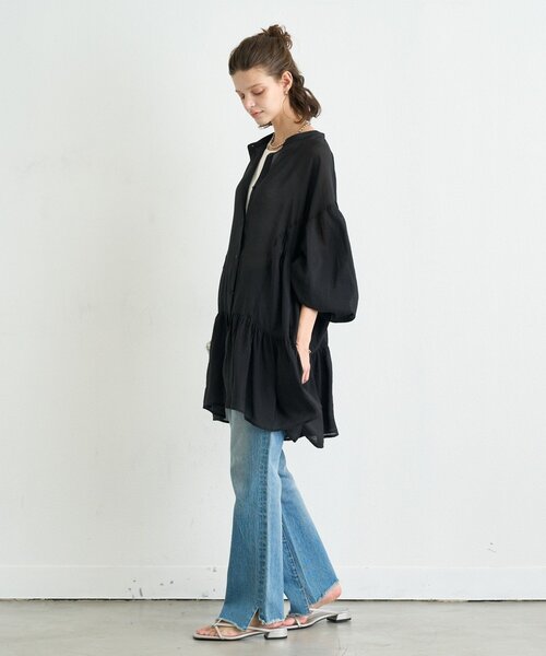 CIAOPANIC TYPY（チャオパニックティピー）の「ZOZO限定裾フリル2WAYシアーチュニックシャツ（シャツ/ブラウス・レディース・サックスブルー/ブラック/オフホワイト/ブラウン・ONE SIZE）」の16枚目の写真