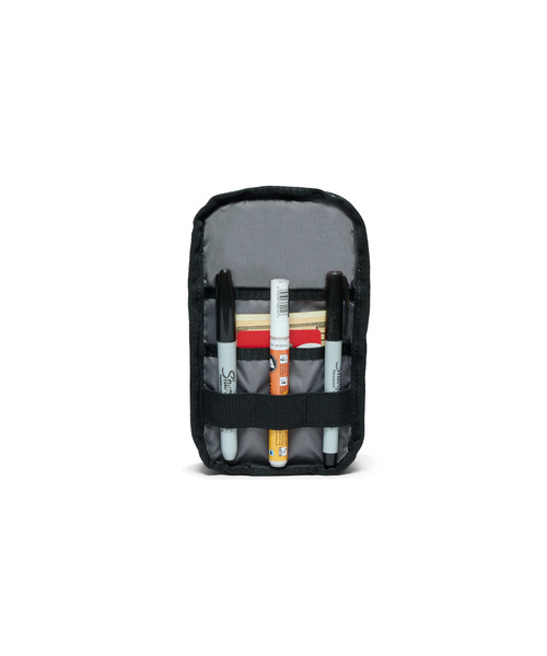 CHROME（クローム）の「［ CHROME / クローム ］LOGAN POUCH BK_BLACK / ローガン ポーチ ブラック 耐水 0.8L クロスボディバッグ スマホショルダー（ボディバッグ/ウエストポーチ・レディース・ブラック・FREE）」の8枚目の写真