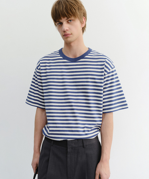 DUNST FOR MEN(ダンストフォーメン)の「STRIPED T-SHIRT_UNISEX_UDTS6B126_BLUE / IVORY(Tシャツ/カットソー・メンズ・スカイブルー・X-SMALL/SMALL/MEDIUM/LARGE/X-LARGE)」の1枚目の写真
