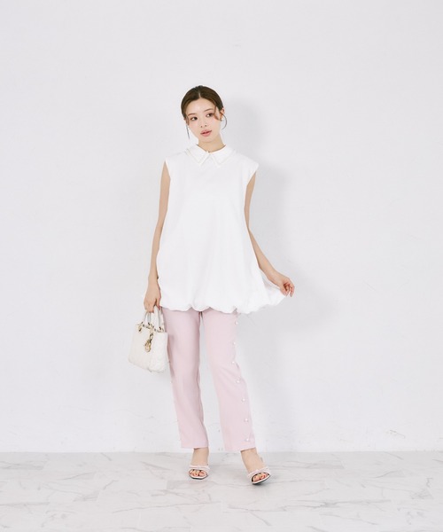 tocco closet（トッコ　クローゼット）の「【ZOZO限定】襟パール装飾ノースリーブチュニックブラウス（シャツ/ブラウス・レディース・オフホワイト/ブラック・M）」の3枚目の写真