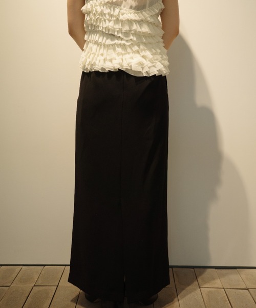 CLANE（クラネ）の「CLANE 2WAY ADJUST DOUBLE WEAVE SKIRT（スカート・レディース・ブラック・2/1）」の2枚目の写真