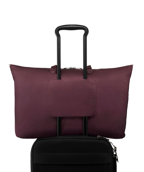 TUMI(トゥミ)の「VOYAGEUR ジャスト・イン・ケース・トート(トートバッグ・レディース・レッド系その他・FREE)」の5枚目の写真