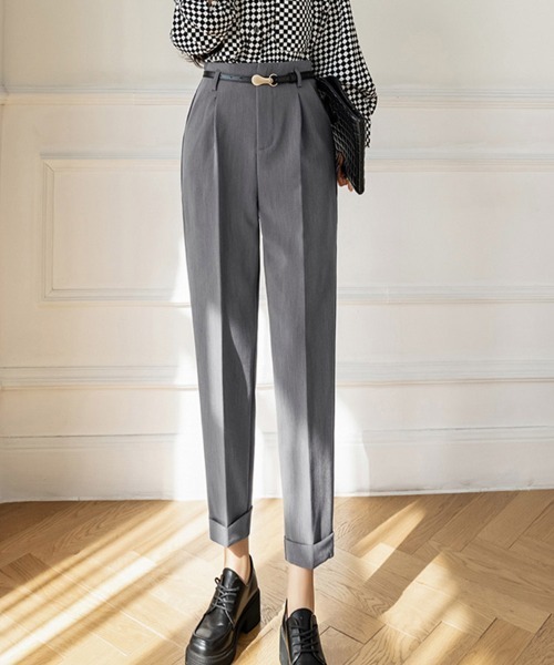 ONEP STAR(ワンピスター)の「センタープレステーパードパンツ(その他パンツ・レディース・ベージュ/グレー/ブラック・SMALL/MEDIUM/LARGE/X-LARGE)」の16枚目の写真
