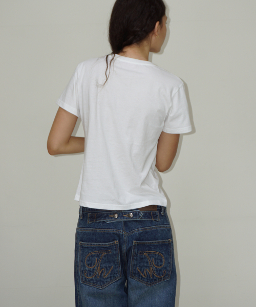 THIRSTYCLUB(サースティークラブ)の「VA graphic t shirt - White(Tシャツ/カットソー・レディース・その他・FREE)」の2枚目の写真