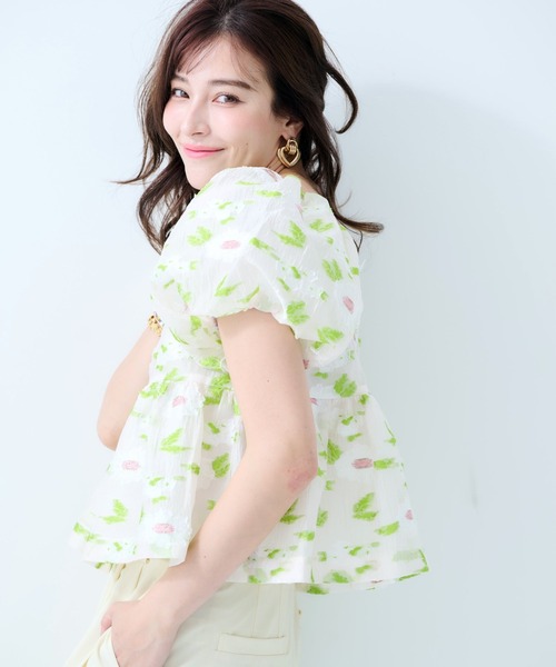 Chesty(チェスティー)の「デイジーブルームブラウス(シャツ/ブラウス・レディース・オフホワイト/グリーン・0/1)」の18枚目の写真