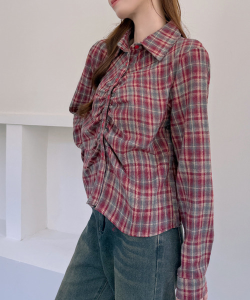 Ada.（エイダ）の「チェック柄 シャーリング ロングスリーブ シャツ（シャツ/ブラウス・レディース・ネイビー/レッド/ブラック・FREE）」の16枚目の写真