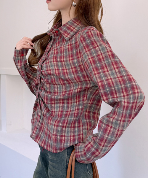 Ada.（エイダ）の「チェック柄 シャーリング ロングスリーブ シャツ（シャツ/ブラウス・レディース・ネイビー/レッド/ブラック・FREE）」の17枚目の写真