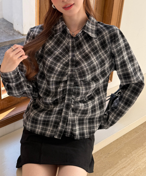 Ada.（エイダ）の「チェック柄 シャーリング ロングスリーブ シャツ（シャツ/ブラウス・レディース・ネイビー/レッド/ブラック・FREE）」の5枚目の写真