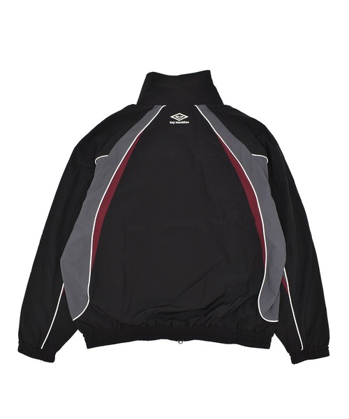 UMBRO(アンブロ)の「【ムラサキスポーツ限定】UMBRO/アンブロ トラックジャケット ユニセックス セットアップ対応 MD3726FWMSJK02(ナイロンジャケット・メンズ・ネイビー/ブラック・M/XL/L/S)」の12枚目の写真