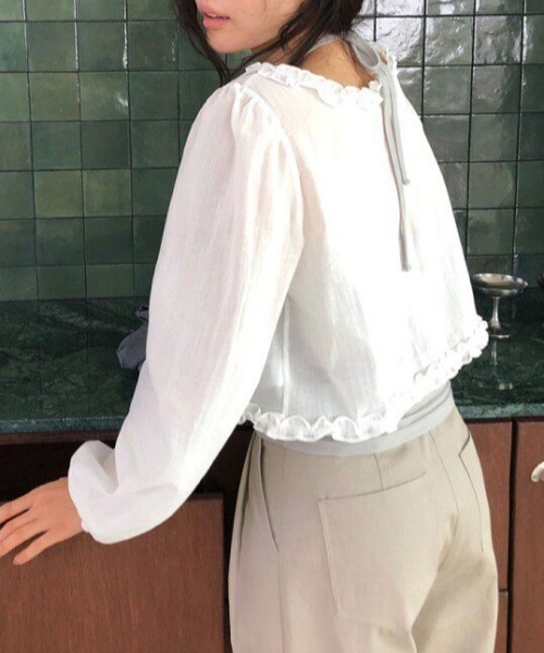 FAVORITO(ファヴォリート)の「フリル長袖トップス(シャツ/ブラウス・レディース・ホワイト・F)」の11枚目の写真