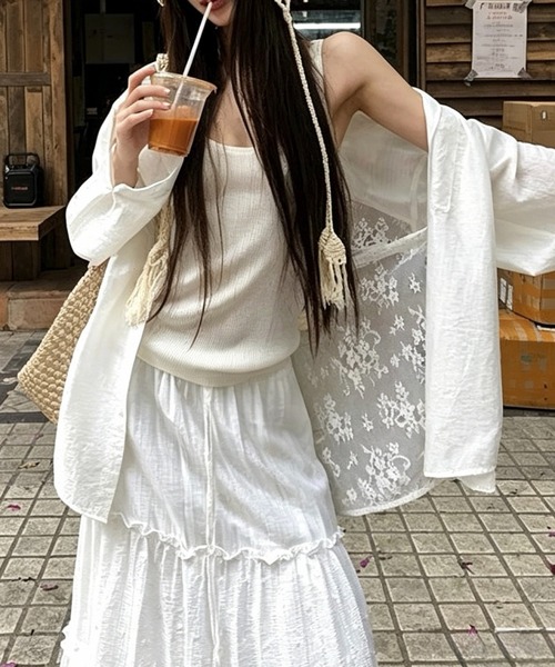 SHOUYO（ショウヨウ）の「後ろレース切替シャツ（シャツ/ブラウス・レディース・ブルー/ホワイト・M）」の6枚目の写真