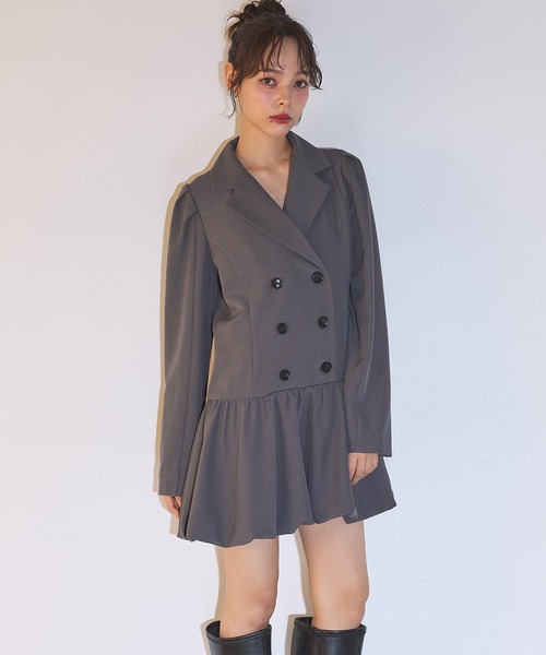 SOELA(ソエラ)の「トレンチバルーン長袖ミニワンピース(ワンピース・レディース・チャコールグレー/ブラック・M)」の1枚目の写真